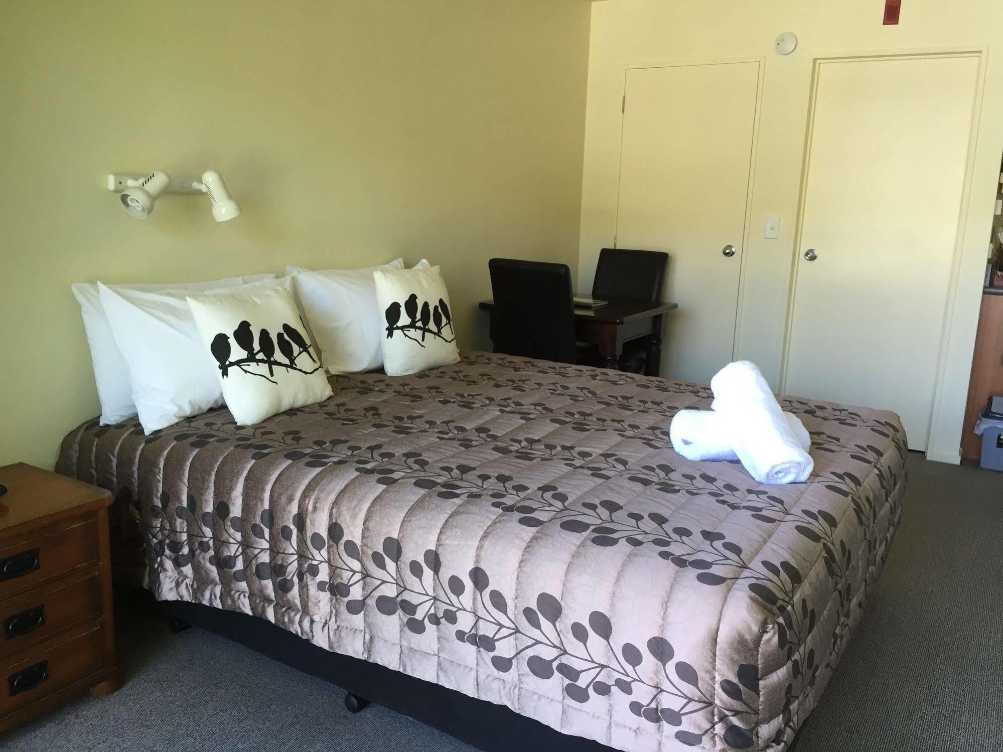 Wanaka Heights Motel Ngoại thất bức ảnh